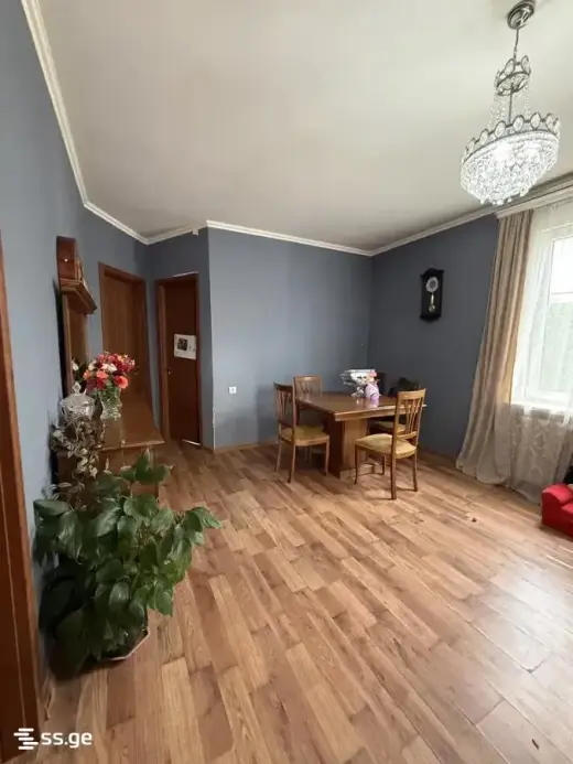 იყიდება, კერძო სახლი
