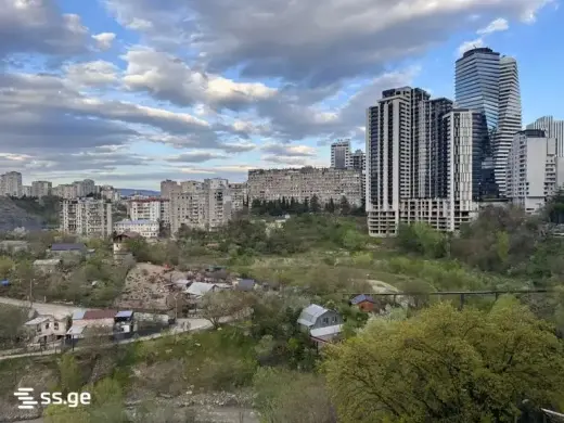 იყიდება, ბინა