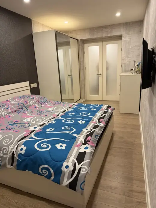 იყიდება, ბინა