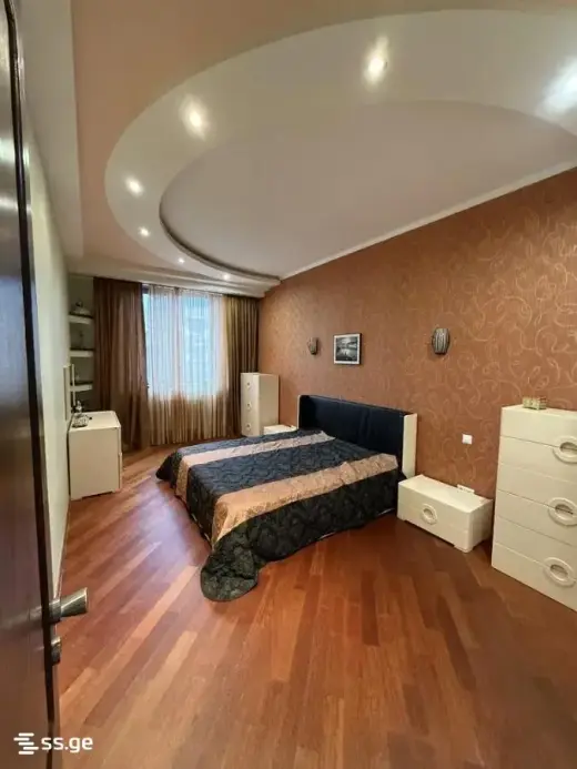 ქირავდება, ბინა