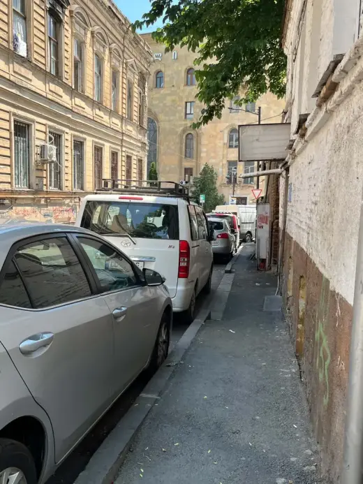 იყიდება, ბინა