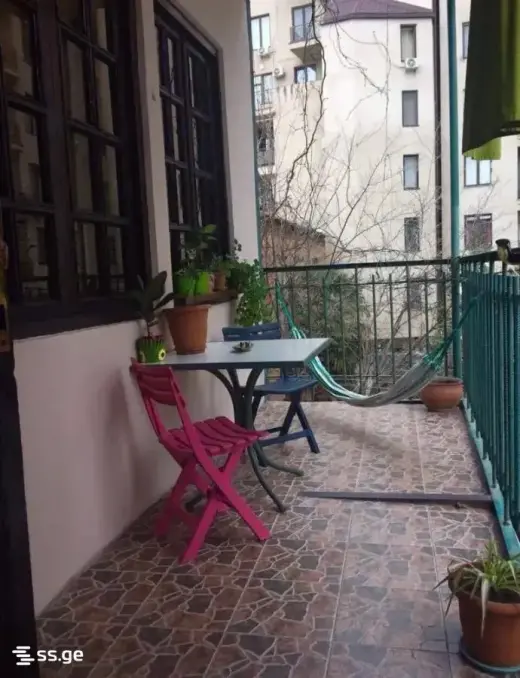 ქირავდება, ბინა