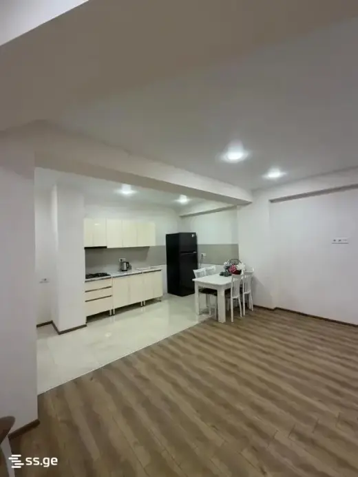 იყიდება, ბინა