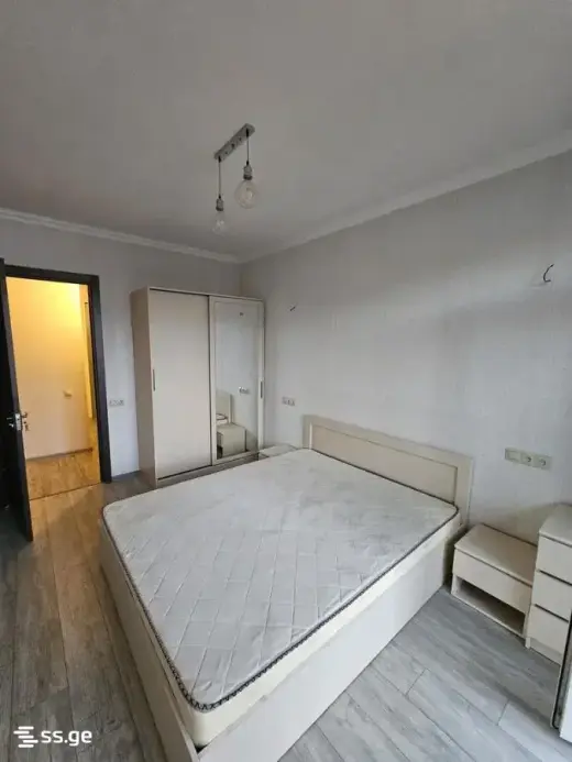 ქირავდება, ბინა