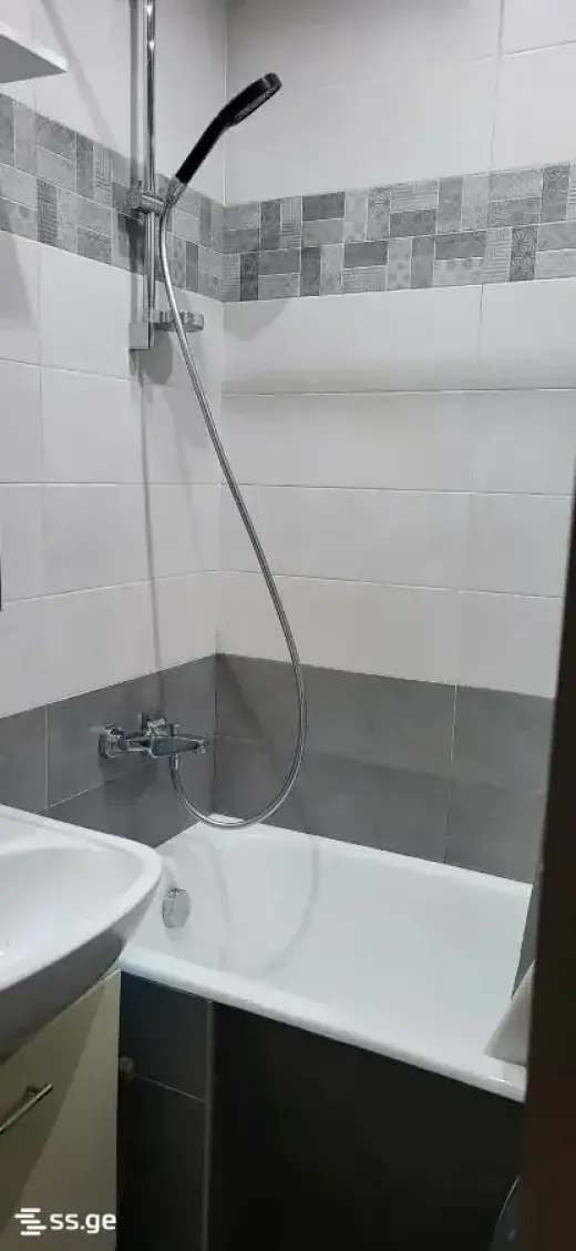 იყიდება, ბინა