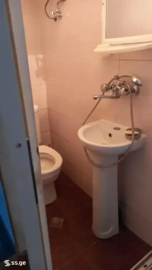 ქირავდება, ბინა