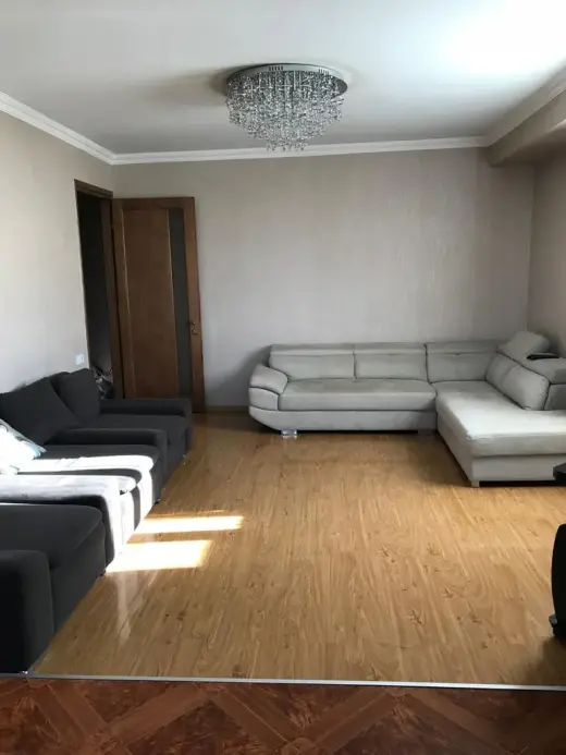 იყიდება, ბინა