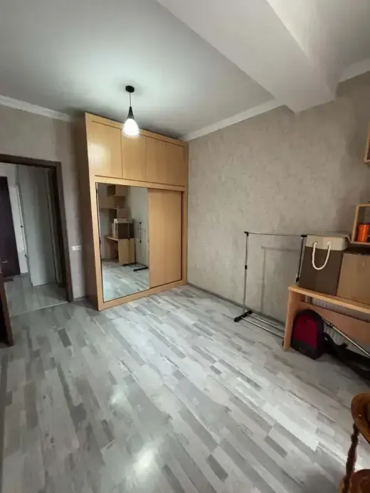 იყიდება, ბინა