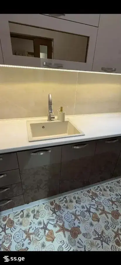 ქირავდება, ბინა