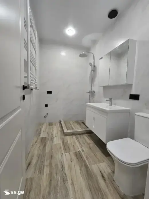 იყიდება, ბინა