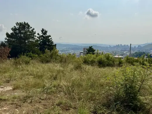 იყიდება, მიწა