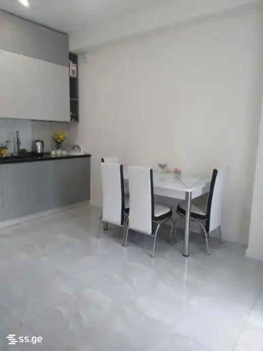 იყიდება, ბინა