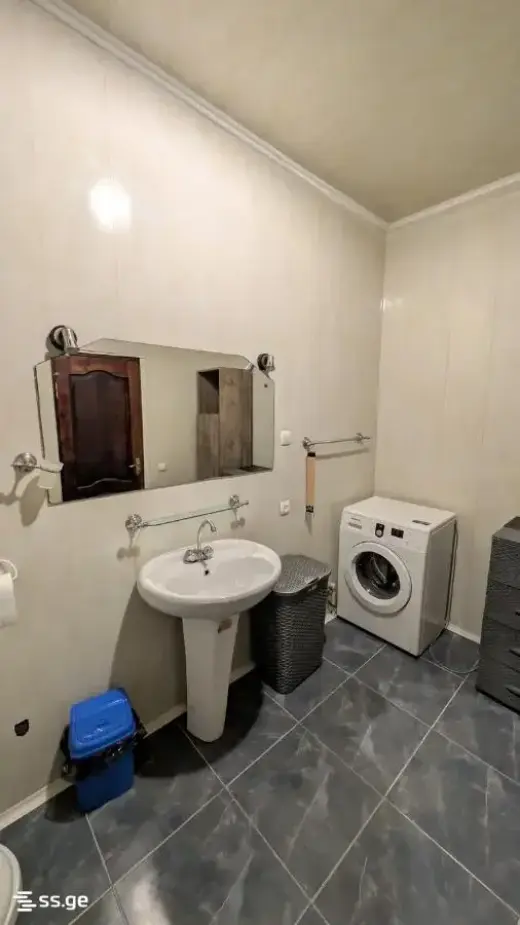 იყიდება, ბინა