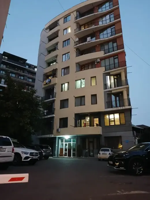 იყიდება, ბინა