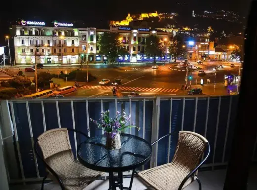 იყიდება, ბინა