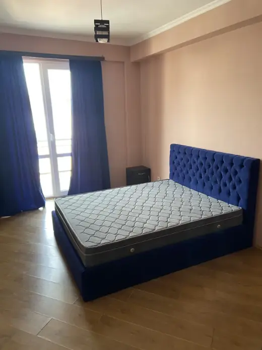 ქირავდება, ბინა