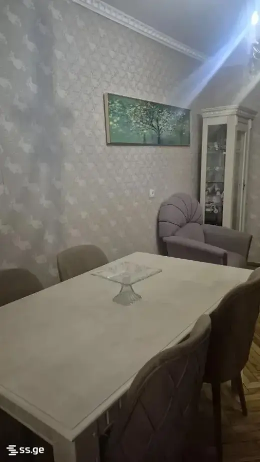 იყიდება, ბინა