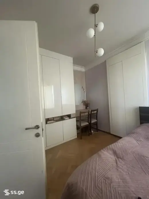 იყიდება, ბინა