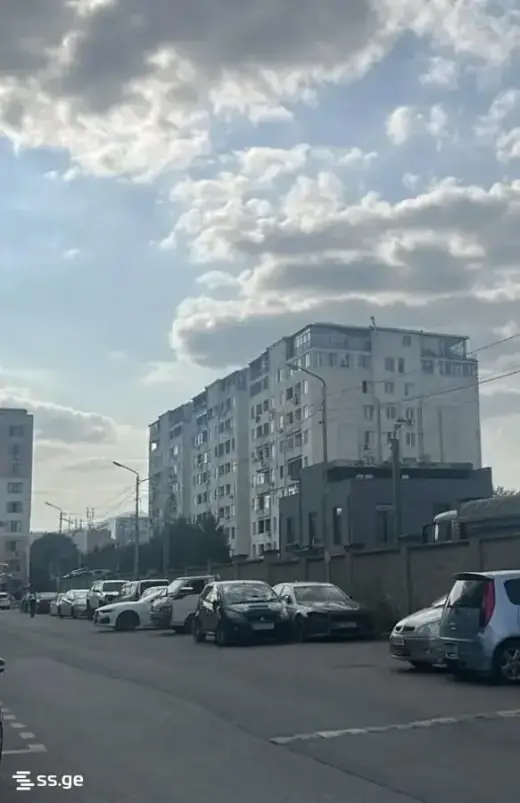 იყიდება, ბინა