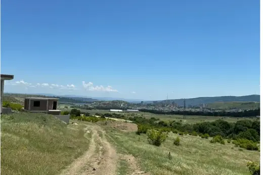 იყიდება, მიწა