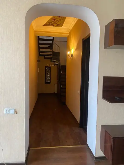 ქირავდება, ბინა