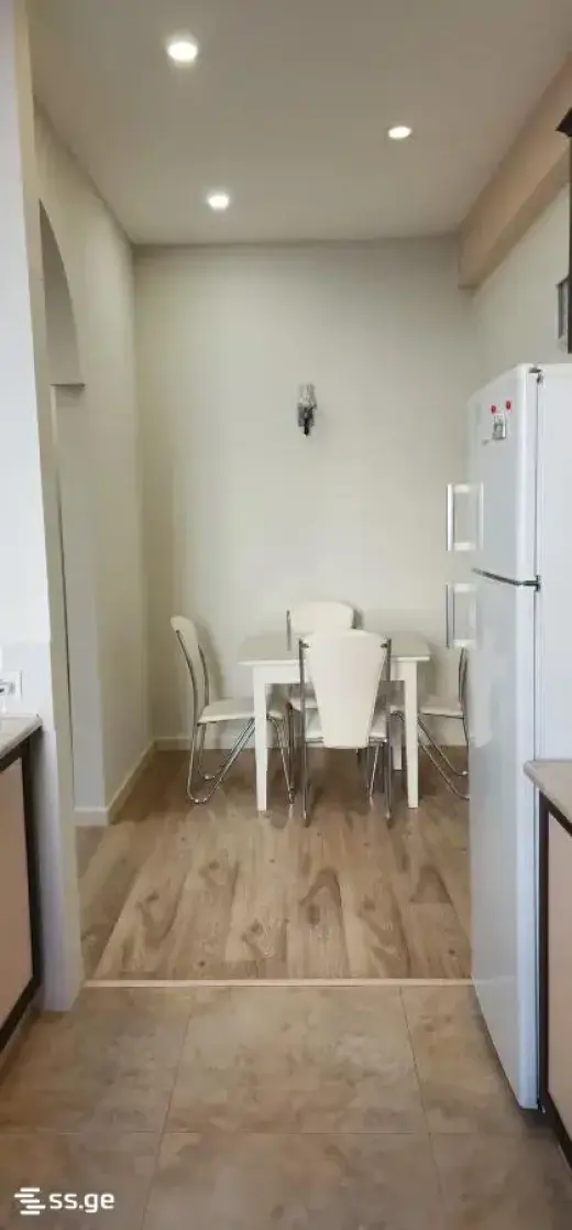 ქირავდება, ბინა