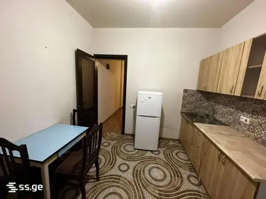 ქირავდება, ბინა
