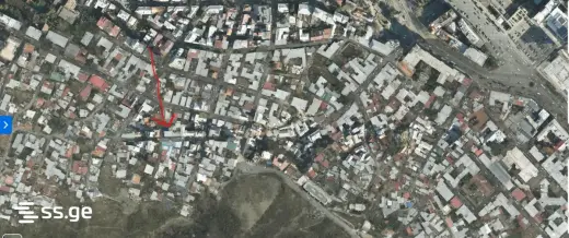 იყიდება, მიწა