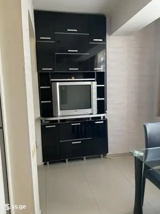 იყიდება, ბინა