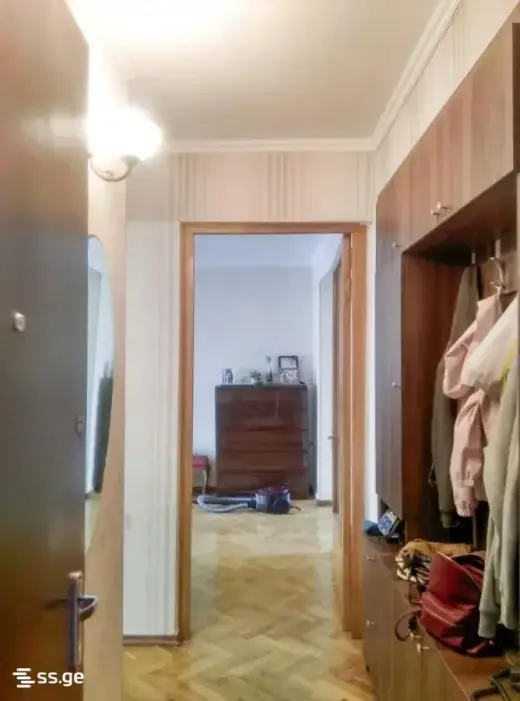 იყიდება, ბინა