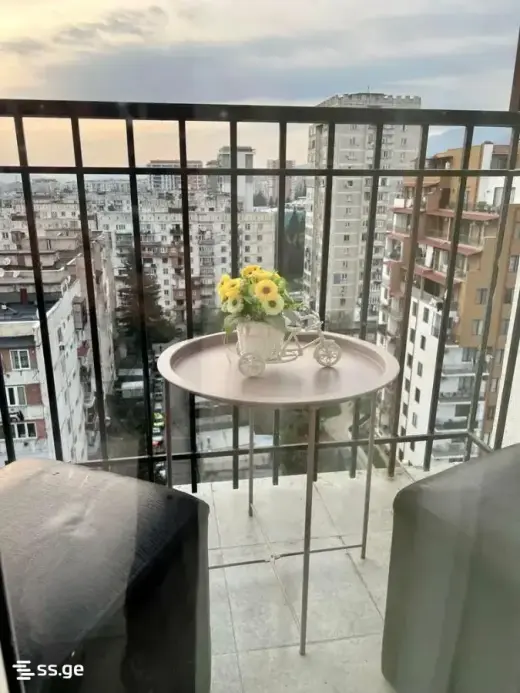 ქირავდება, ბინა