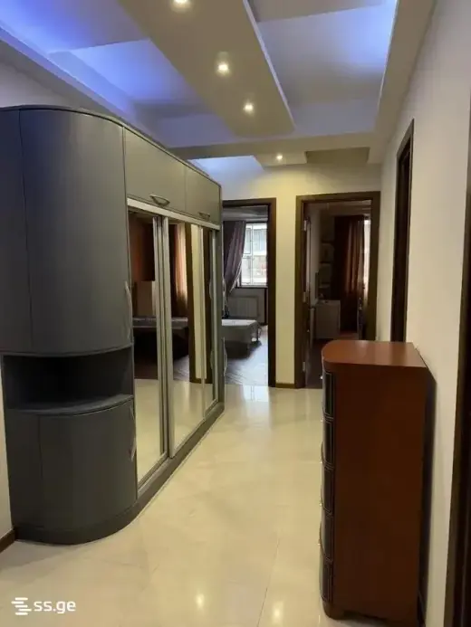 ქირავდება, ბინა