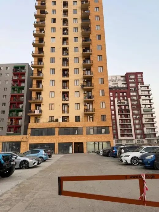 ქირავდება, ბინა