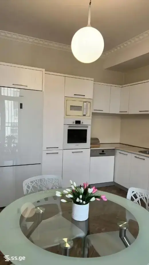 იყიდება, ბინა