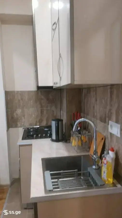 ქირავდება, ბინა