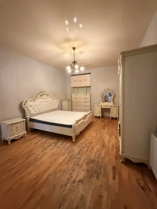 იყიდება, ბინა