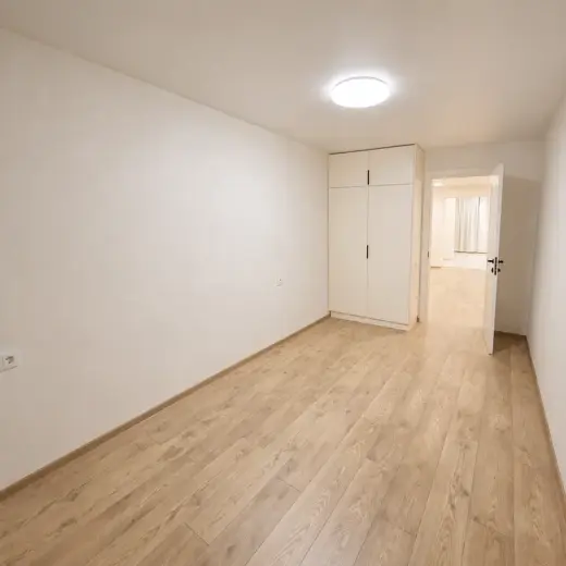 იყიდება, ბინა
