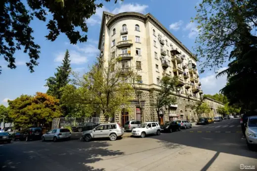 იყიდება, ბინა