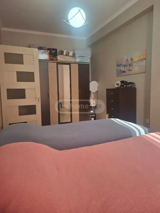 იყიდება, ბინა