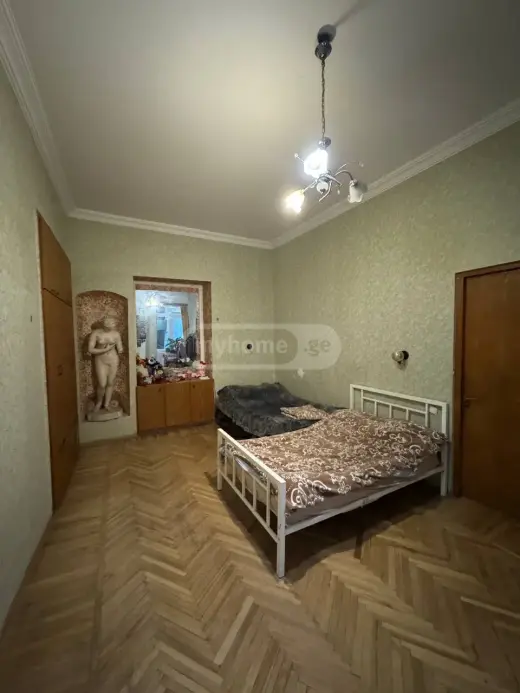 იყიდება, ბინა