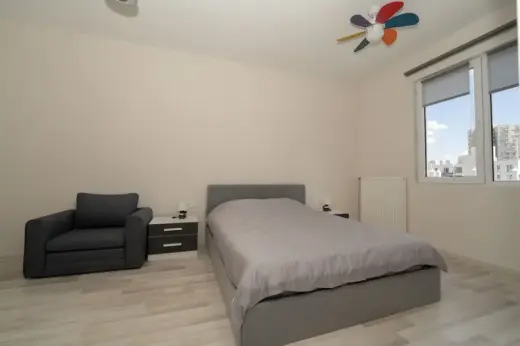იყიდება, ბინა