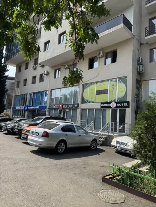 ქირავდება, კომერციული ფართი