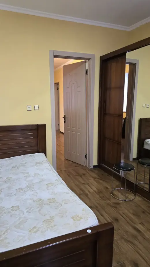 ქირავდება, ბინა