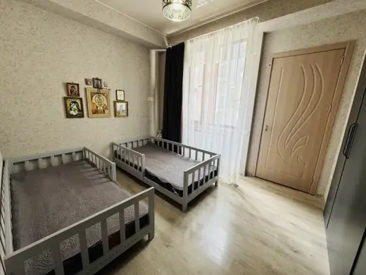 იყიდება, ბინა