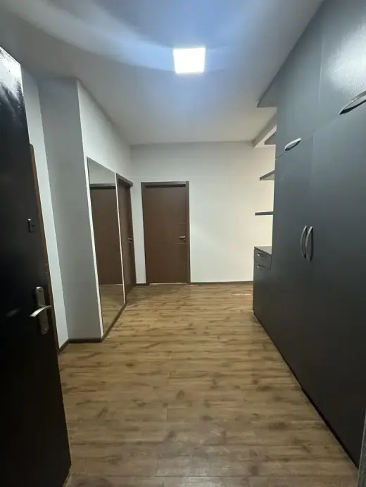 იყიდება, ბინა