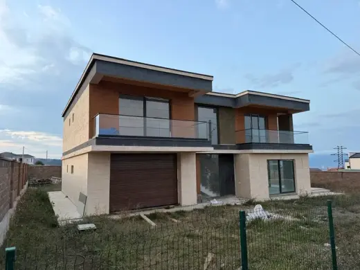 იყიდება, კერძო სახლი