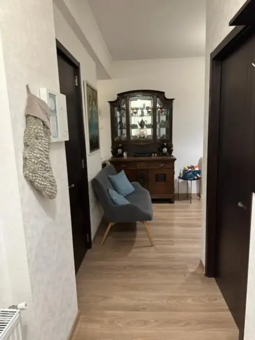 იყიდება, ბინა