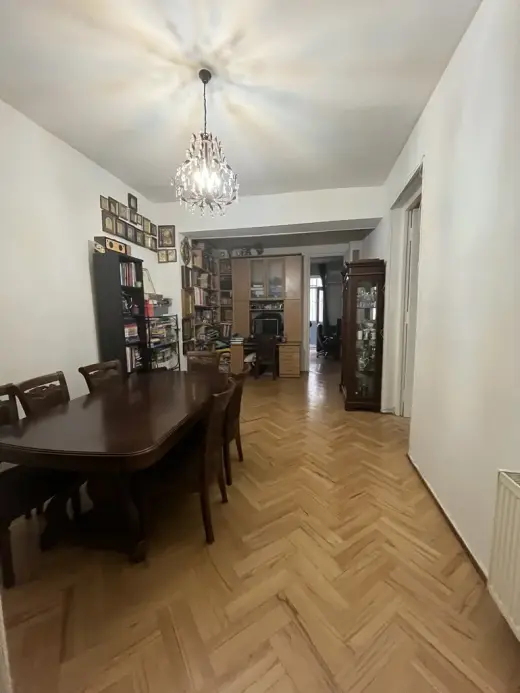 იყიდება, ბინა