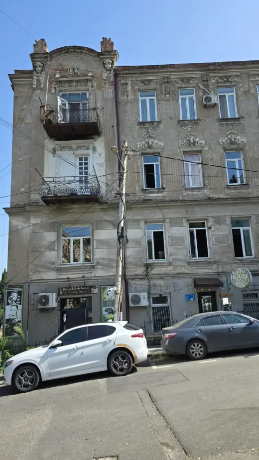 იყიდება, ბინა