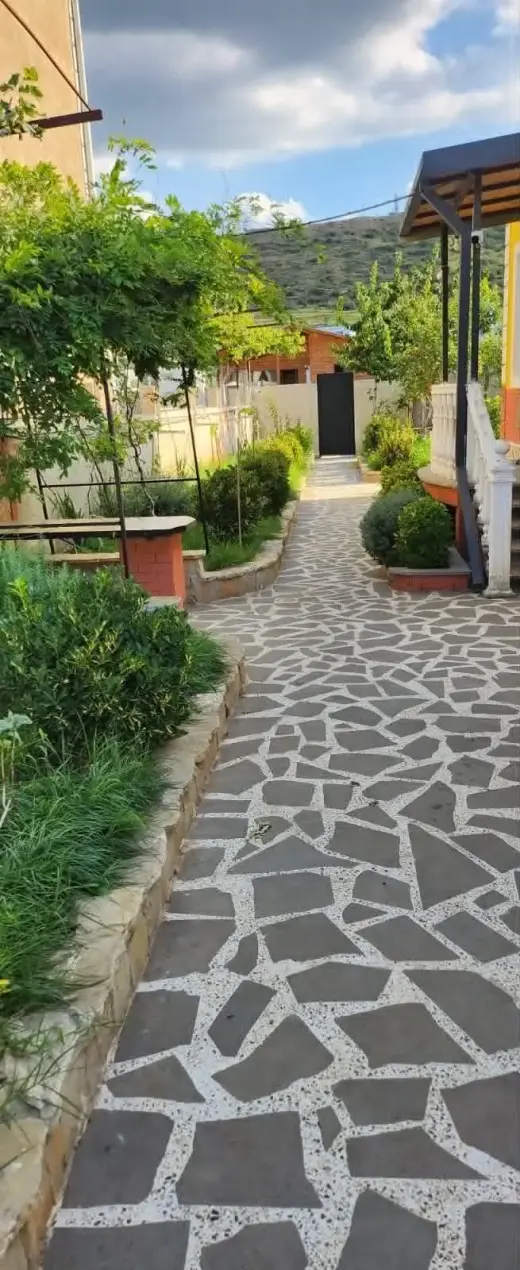 იყიდება, კერძო სახლი